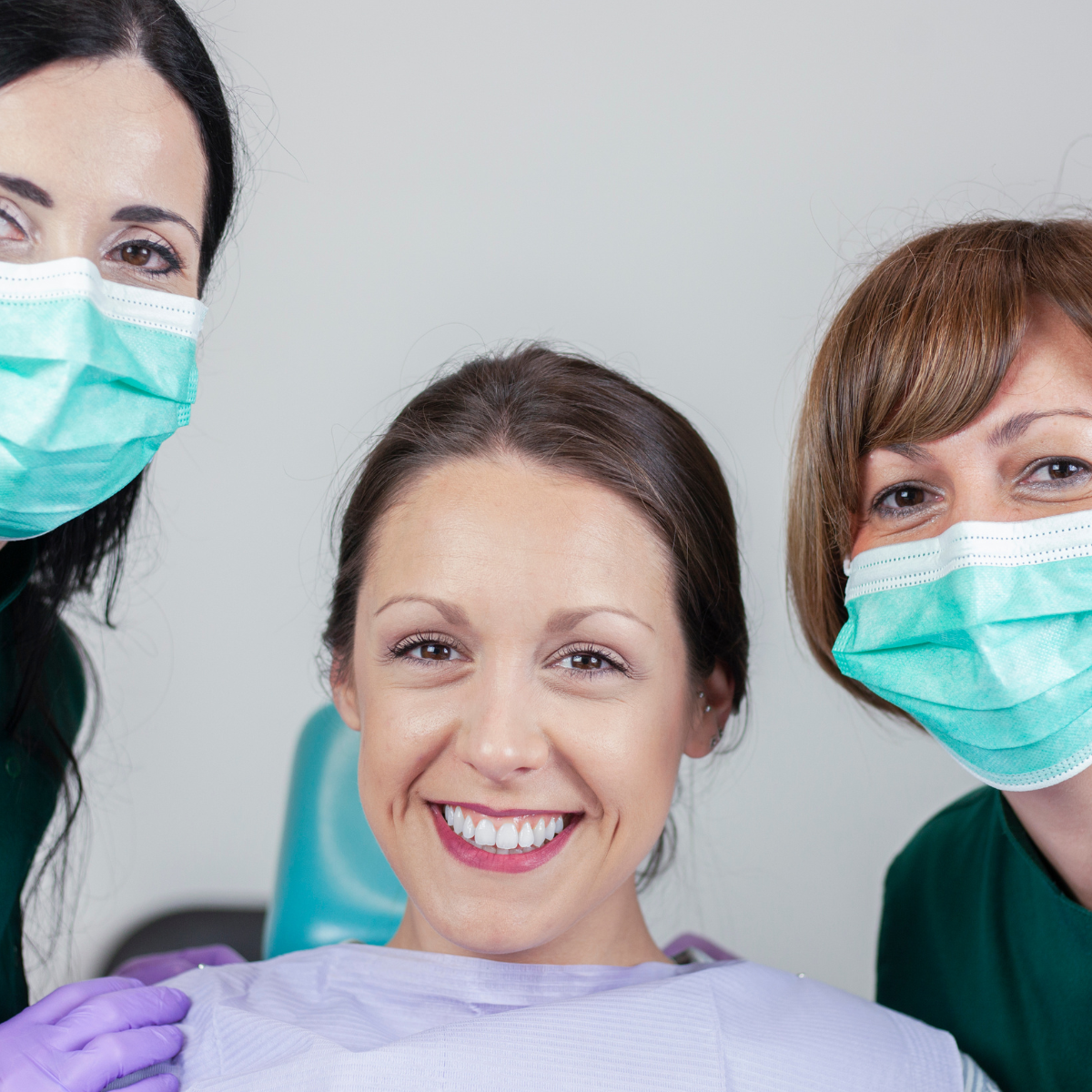 What Can a Cosmetic Dentist Actually Fix?​